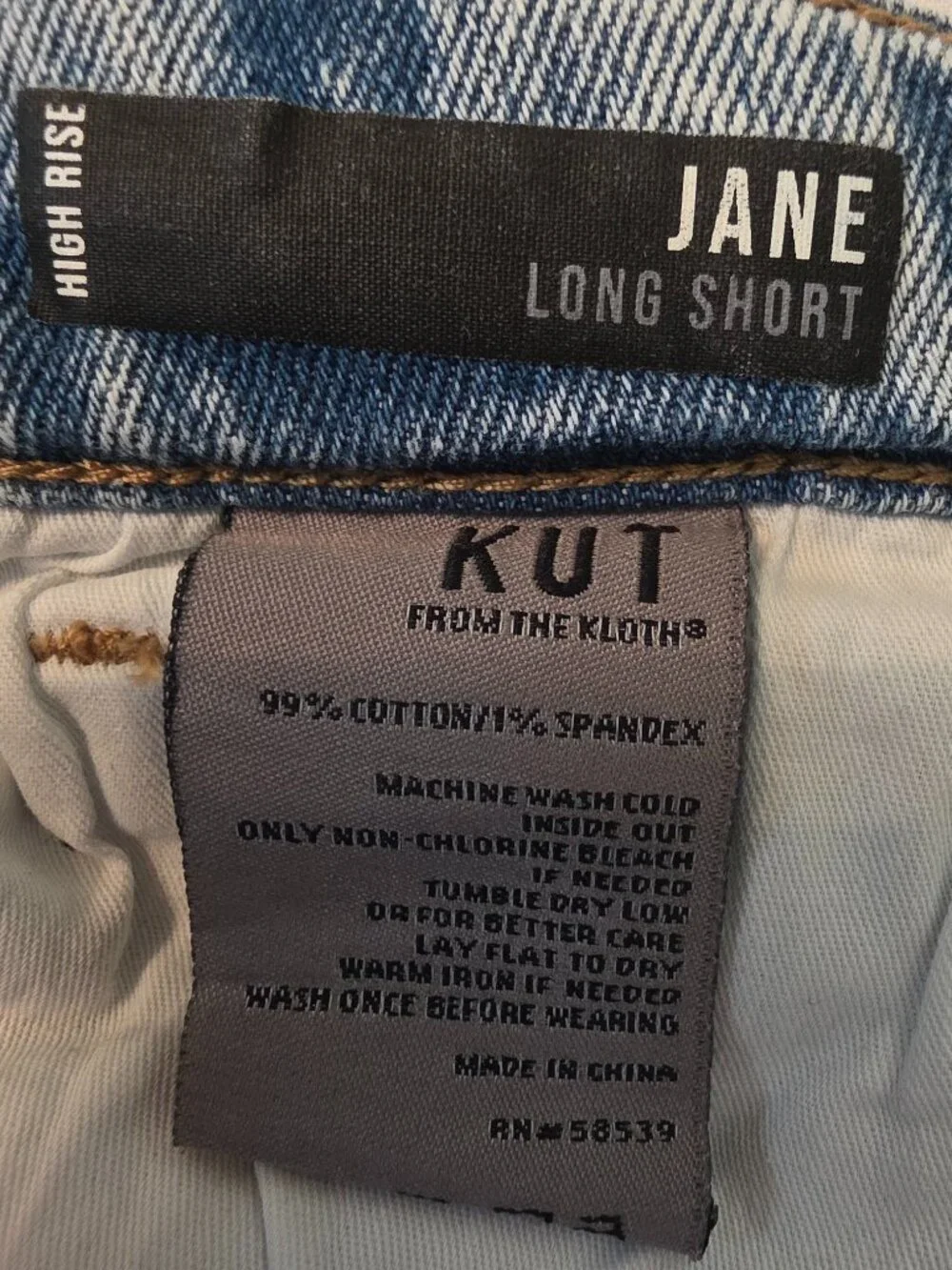 Kut From The Cloth Jane Washed Denim High Rise Women's Long Shorts, Size 2